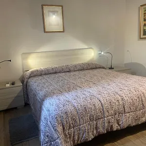 https://la-casa-di-enea.it-lombardy.com