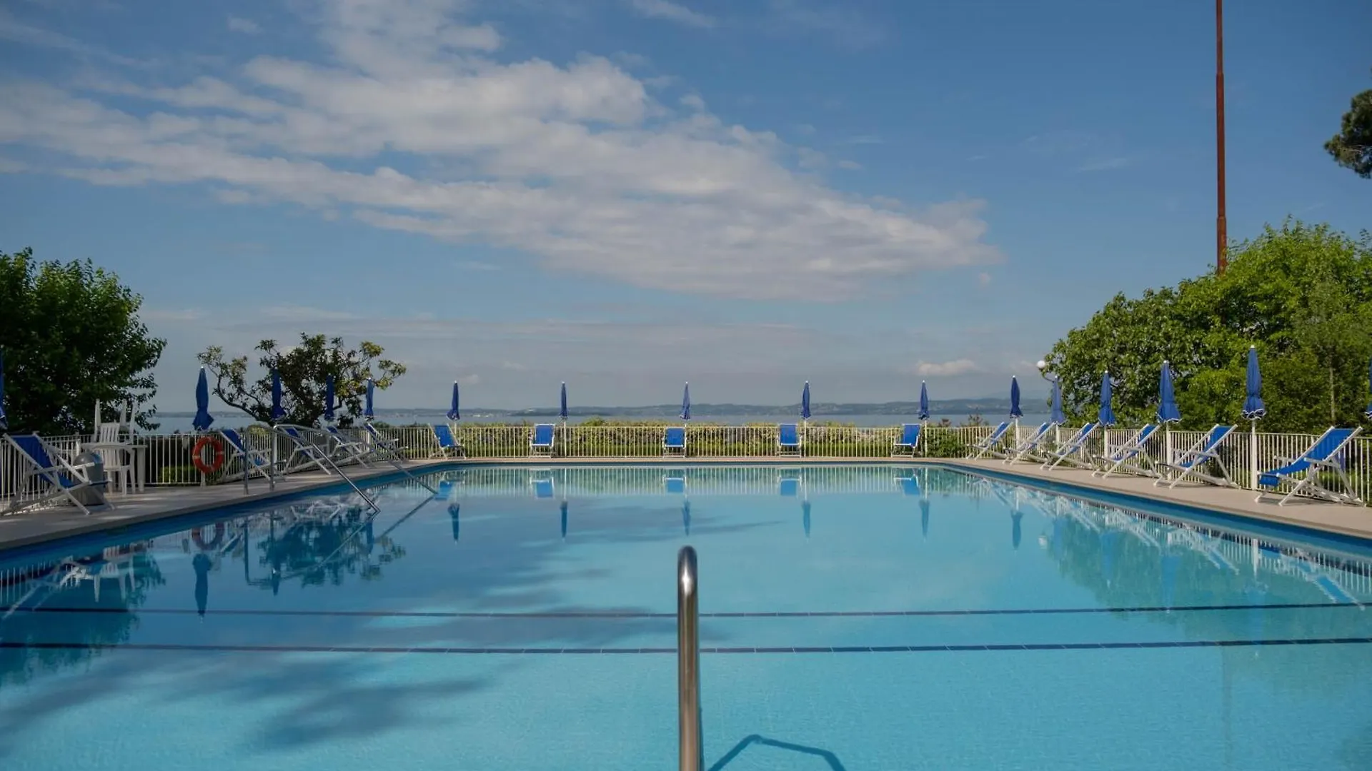 **  Hotel Vela D'Oro Dependence Bardolino Itália